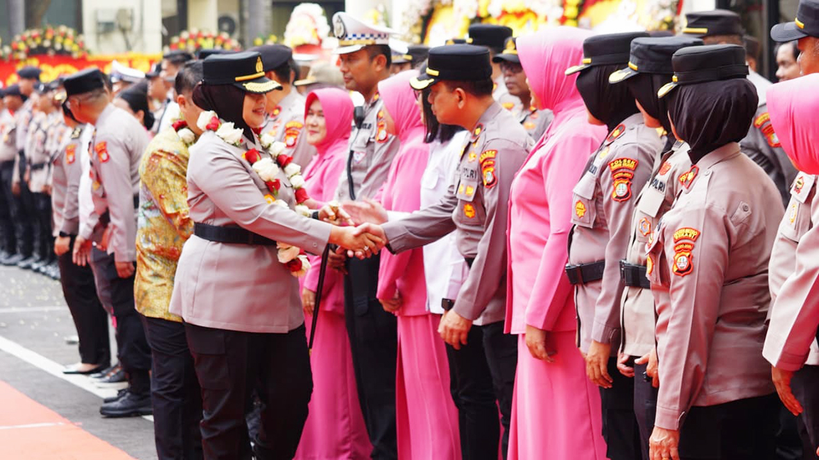 Kombes Sumarni Minta Jajaran Polres Metro Bekasi Tingkatkan Kinerja