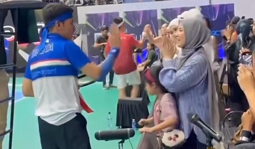 Videonya Viral Lagi! Ini Detik-detik Desta Ditolak Bersalaman oleh Natasha Rizky