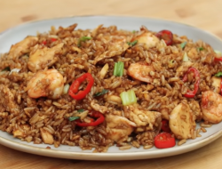 Bongkar Resep Rahasia! Nasi Goreng Seafood ala Solaria Ternyata Bisa Dibuat di Rumah