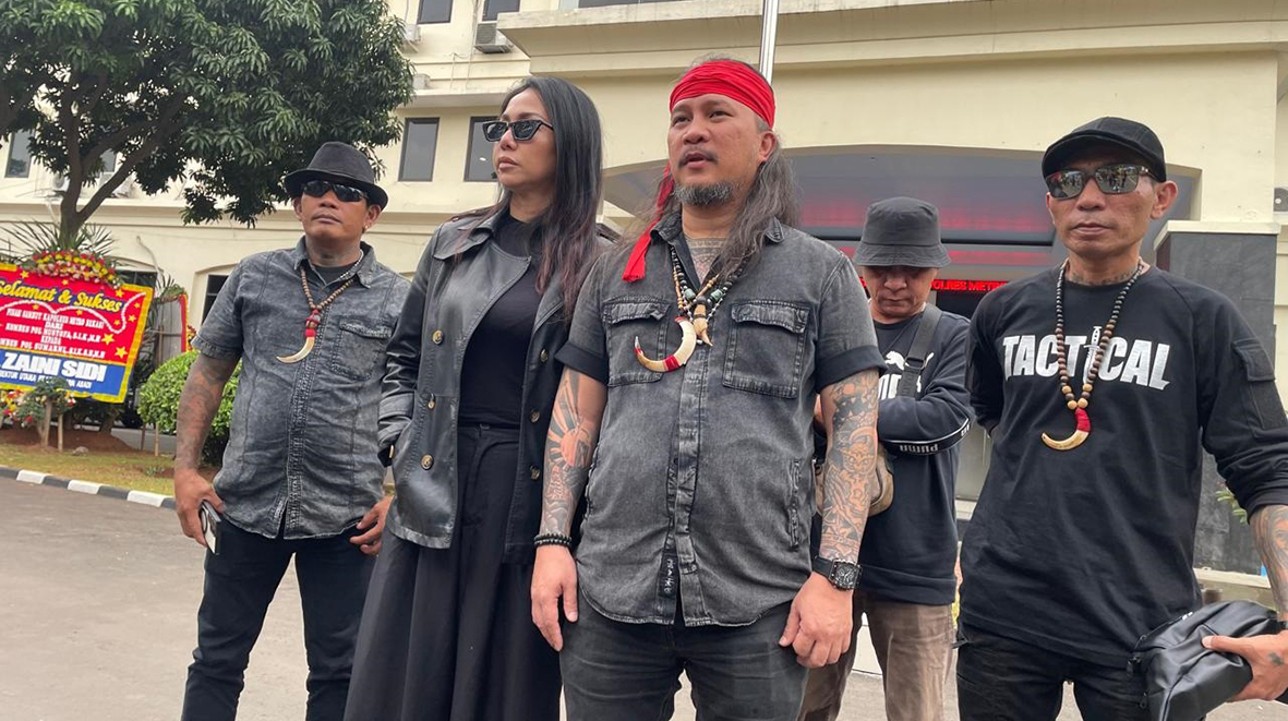 Andy Rompas Datangi Polres Metro Bekasi, Desak Penetapan Tersangka Kasus Oknum Anggota DPRD