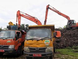 157 Ton Sampah Sumbat Kali Jambe Tamnun