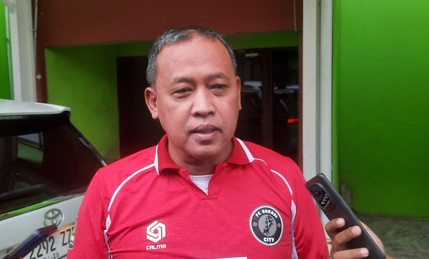 Wali Kota Bekasi Akui Masih Banyak Jalan Rusak, Anggaran Jadi Kendala