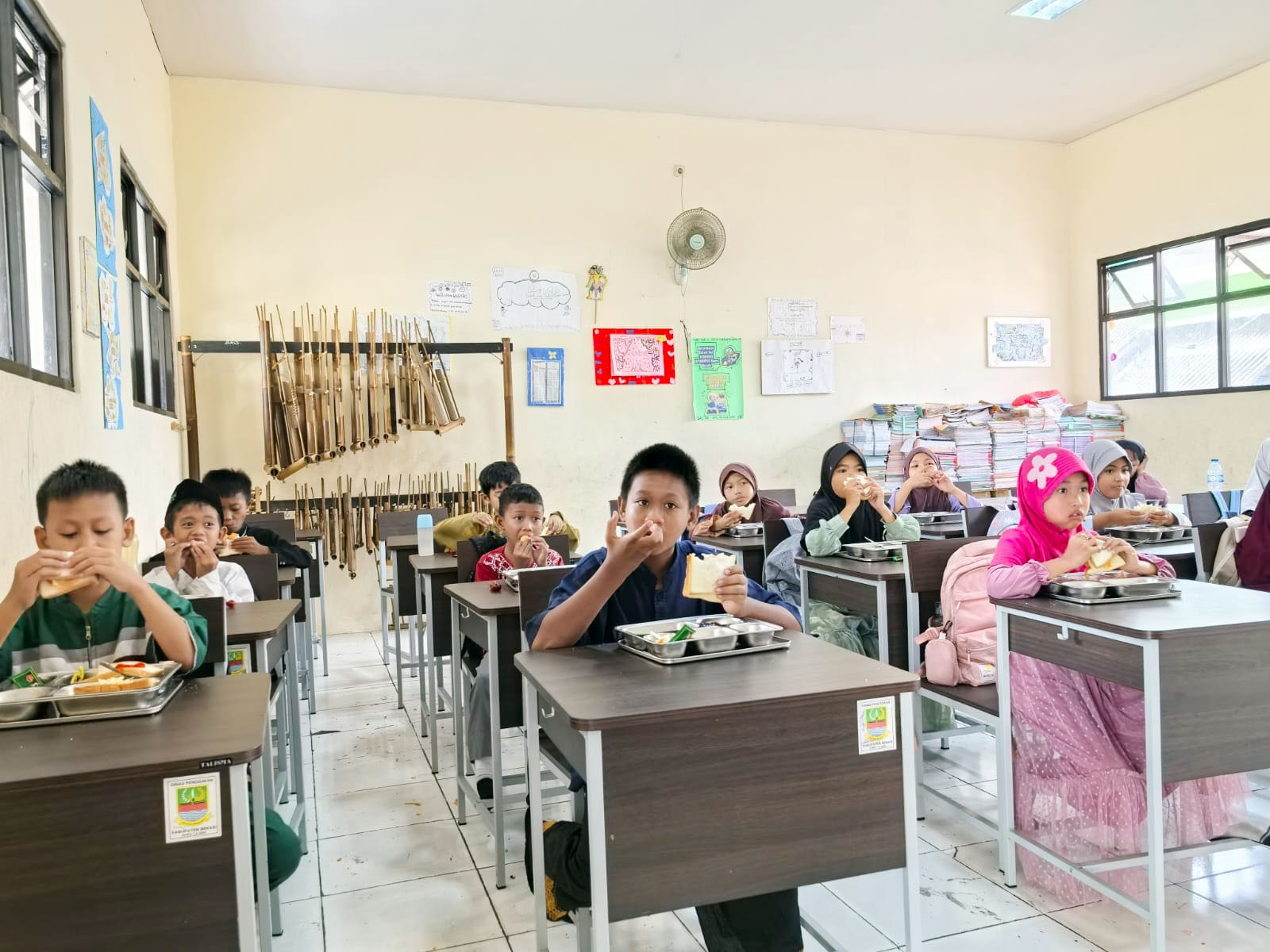 Disdik Kabupaten Bekasi Giatkan Kegiatan “Pertemuan Pagi Ceria” untuk Tingkatkan Mutu dan Kualitas Pendidikan