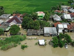 Lima Titik Tanggul Sungai Citarum di Muragembong Kritis, Camat Desak BBWSC Lakukan Langkah Preventif – Antisipatif