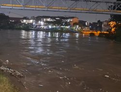 KP2C: TMA Kali Bekasi Sudah Top Level, Malam Ini Aman