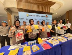 Satresnarkoba Polres Metro Bekasi Bongkar Jaringan Besar Obat Keras Ilegal, Amankan 21 Tersangka