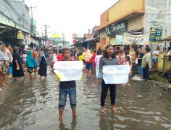 Warga Kampung Kebon Kopi Tuntut Perbaikan Jalan Rusak dan Drainase, Dewan Minta Sabar
