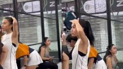 Momen Rachel Vennya dan Azizah Salsha Satu Frame di Lapangan Padel