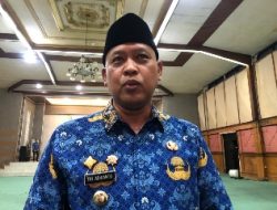Diancam Sajam Saat Penertiban, Wali Kota Bekasi Ingatkan Aparatur Tak Represif