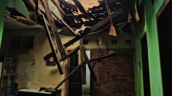 Angin Sapu Atap Rumah di Cimuning