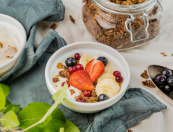 5 Menu Sahur Sehat dan Mengenyangkan agar Kuat Puasa Seharian