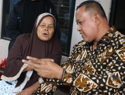 Wali Kota Bekasi Temui Penjual Nasi Uduk Korban Pencurian di Pondok Melati