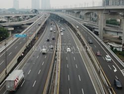 Jelang Arus Mudik, Jalan Tol Japek Dibenahi hingga Nol Lubang