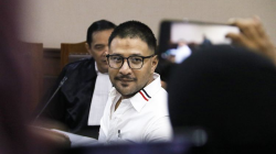 Penjelasan Ammar Zoni Soal Foto Dipaksa Pegang Tas Berisi Sabu: Itu Baru Selesai Dianiaya Oknum