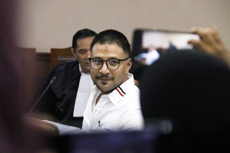 Penjelasan Ammar Zoni Soal Foto Dipaksa Pegang Tas Berisi Sabu: Itu Baru Selesai Dianiaya Oknum