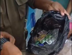 Aparat Gabungan Tindak Toko Obat Keras Ilegal Berkedok Konter Handphone 