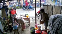 Pencuri Uang Nenek Penjual Nasi Uduk di Pondok Melati Ditangkap Polda Metro Jaya