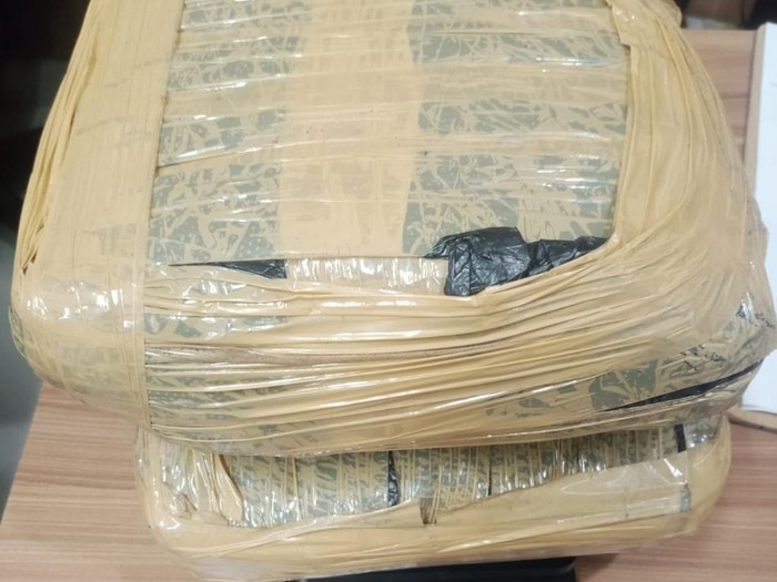 Polres Metro Bekasi Kota Ringkus Kurir Narkoba Antarkota, 2 Kg Ganja Disita