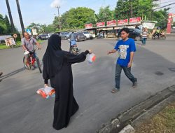 AOB Bagikan Ratusan Takjil Gratis