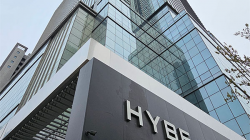 HYBE Diduga Catat Penjualan Album Fiktif dengan Praktik Pre-Purchase