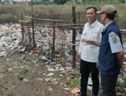 Rawa Jadi Tempat Sampah Liar, Camat Jatiasih Turun Tangan