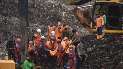 Update Korban Longsor TPST Bantargebang: Enam Selamat, Enam Meninggal, dan Satu Masih Dicari