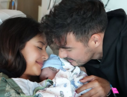 Selamat! Aurelie Moeremans dan Tyler Bigenho Sambut Kelahiran Anak Pertama