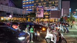 Pemudik Motor Mulai Melintasi Kota Bekasi