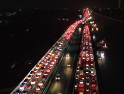 Puncak Arus Mudik, Tol Japek dan MBZ Padat
