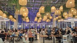 Libur Lebaran, Mal di Bekasi Diserbu Pengunjung