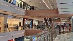 Libur Lebaran, Kunjungan Mal di Bekasi Naik 40 Persen