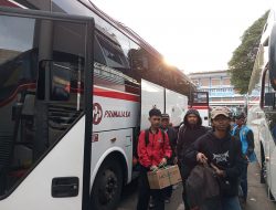 Arus Balik Lebaran 2026: Pemudik Tiba Bertahap di Terminal Bekasi