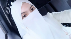 Wardatina Mawa Pakai Baju Akad Saat Hadiri Sidang Perceraian dengan Insanul Fahmi