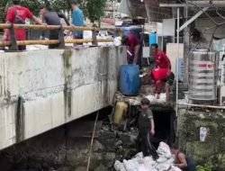 Kali Alam Terbebas dari Ratusan Karung Sampah