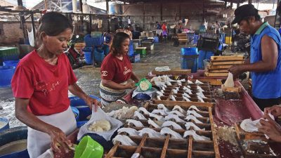 Demi Bertahan, Perajin Tempe dan Tahu di Kabupaten Bekasi Perkecil Ukuran hingga Rumahkan Pekerja