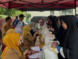 Cegah Penumpang, Kelurahan Sepanjang Jaya Salurkan Bansos Bertahap