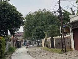 Betonisasi Jalan Al Husna Dipelototi Lurah Jatikramat