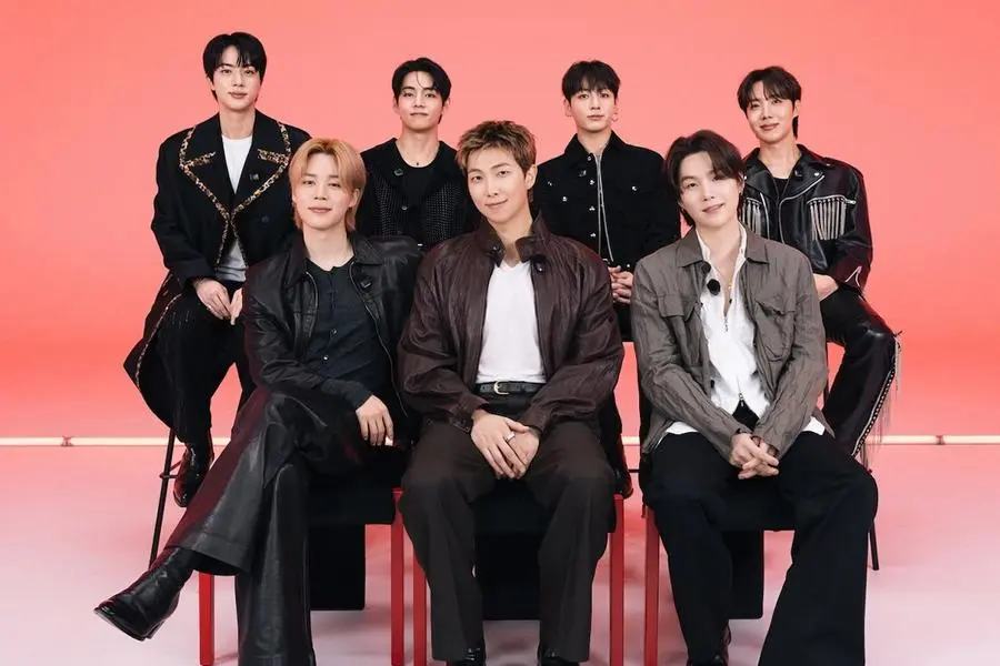 Dominasi Total! BTS ‘ARIRANG’ Cetak Sejarah 3 Minggu di Puncak Billboard 200, Sapu Bersih 7 Tangga Lagu Sekaligus