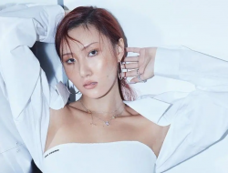 Injak Air Mendidih 100 Derajat! Kaki Hwasa MAMAMOO Terbakar Tingkat Dua, Begini Kronologi Lengkapnya