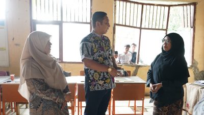 Plt Bupati Bekasi Kunjungi Bojongmangu, Tinjau Sekolah dan Serap Aspirasi Masyarakat
