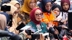 Menteri PPPA Usul Gerbong Wanita KRL Dipindah ke Tengah Pascainsiden Tabrakan Kereta di Stasiun Bekasi Timur