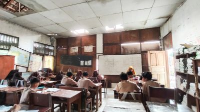 SDN Sirnajaya 02 Butuh Perbaikan Ruang Kelas