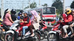 Pemkab Bekasi Wacanakan Penertiban Perlintasan Liar Pascainsiden Tabrakan Kereta