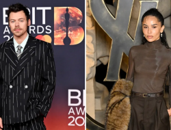 Harry Styles dan Zoë Kravitz Dikabarkan Resmi Bertunangan, Cincin Berlian Besar Jadi Sorotan