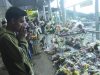 Doa dan Bunga Penuhi Sudut Stasiun Bekasi Timur