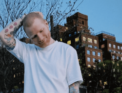 Ed Sheeran Tampil Plontos Usai Berjuang Melawan Penyakit Herpes Zoster, Apa Itu?