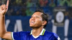 Brace Adam Alis Hancurkan Harapan Macan Kemayoran Raih Gelar Juara BRI Super League 2025/2026