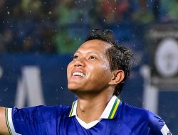 Brace Adam Alis Hancurkan Harapan Macan Kemayoran Raih Gelar Juara BRI Super League 2025/2026