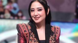 Sambut Idul Adha, Dewi Perssik Borong Sapi Jumbo 2,4 Ton untuk Berkurban di Empat Kota