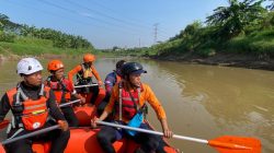 Pemuda Hilang Terseret Arus Kali Bekasi